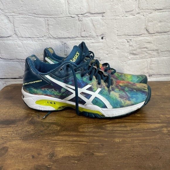 ASICS running shoes - Picture 1 of 8